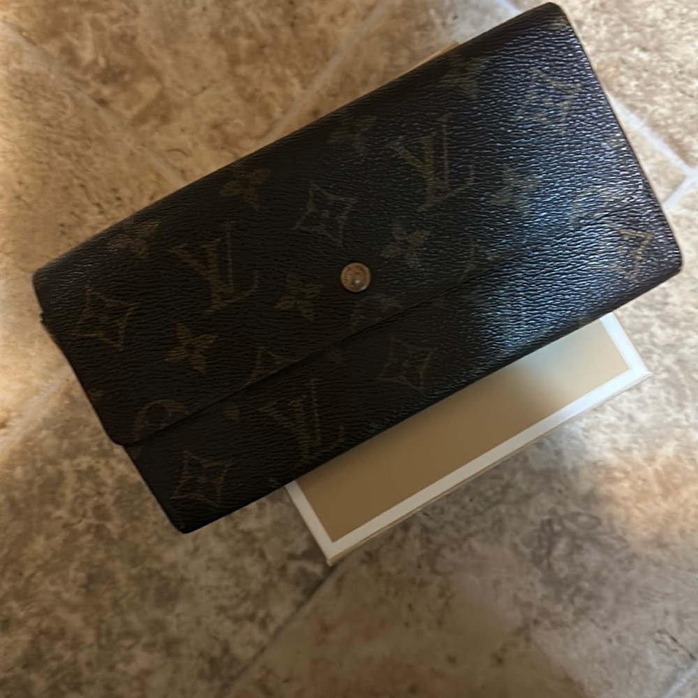 I Louis Vuitton, for sale!!